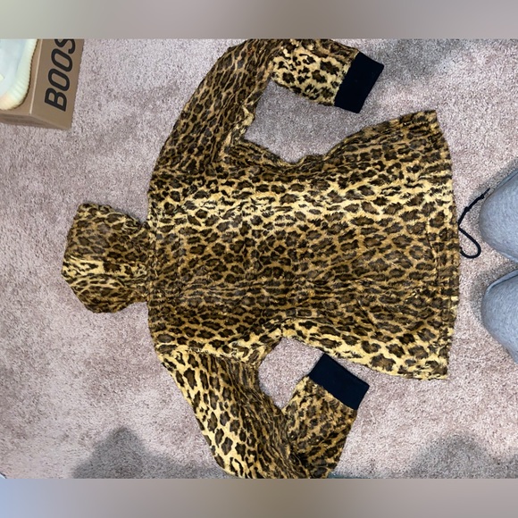 Supreme 14SS Leopard Fur Pullover - Picture 9 of 10